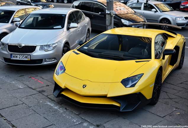 Lamborghini Aventador LP750-4 SuperVeloce