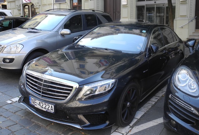 Mercedes-Benz S 63 AMG V222