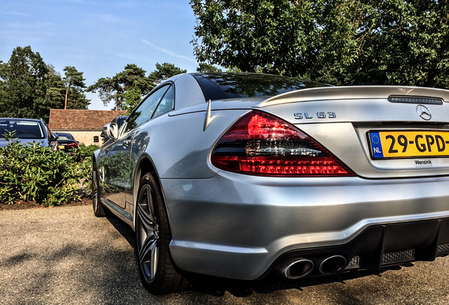 Mercedes-Benz SL 63 AMG