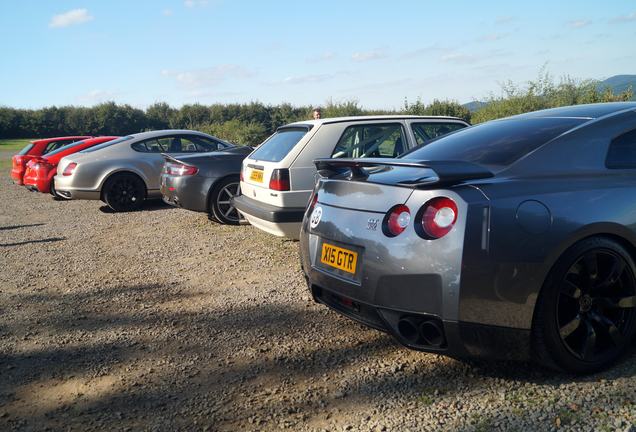 Nissan GT-R