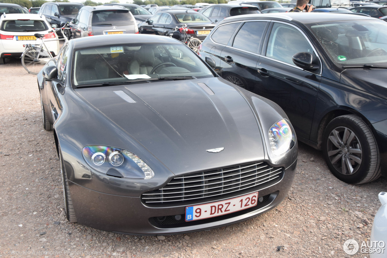 Aston Martin V8 Vantage