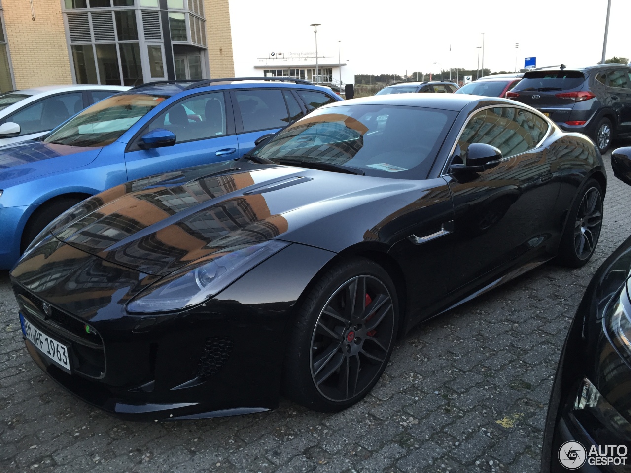 Jaguar F-TYPE R Coupé