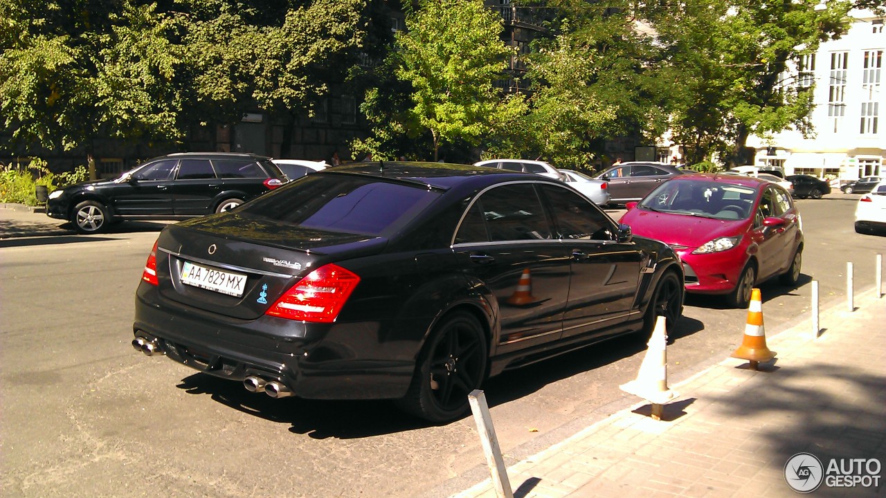 Mercedes-Benz S 63 AMG W221 2010 Wald Black Bison