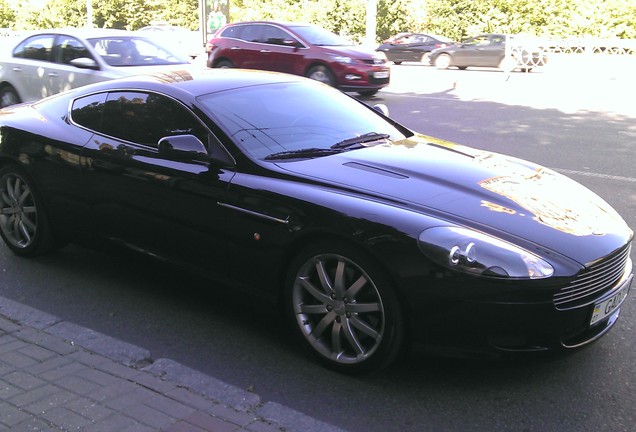 Aston Martin DB9