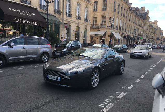 Aston Martin V8 Vantage