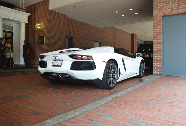 Lamborghini Aventador LP700-4 Roadster