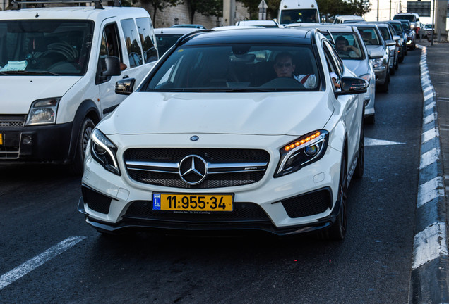 Mercedes-Benz GLA 45 AMG X156