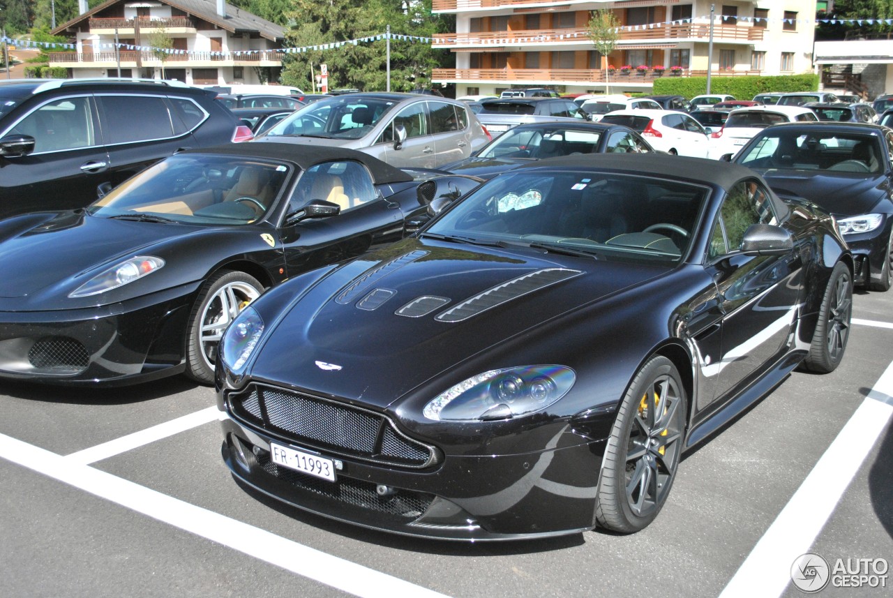 Aston Martin V12 Vantage S Roadster