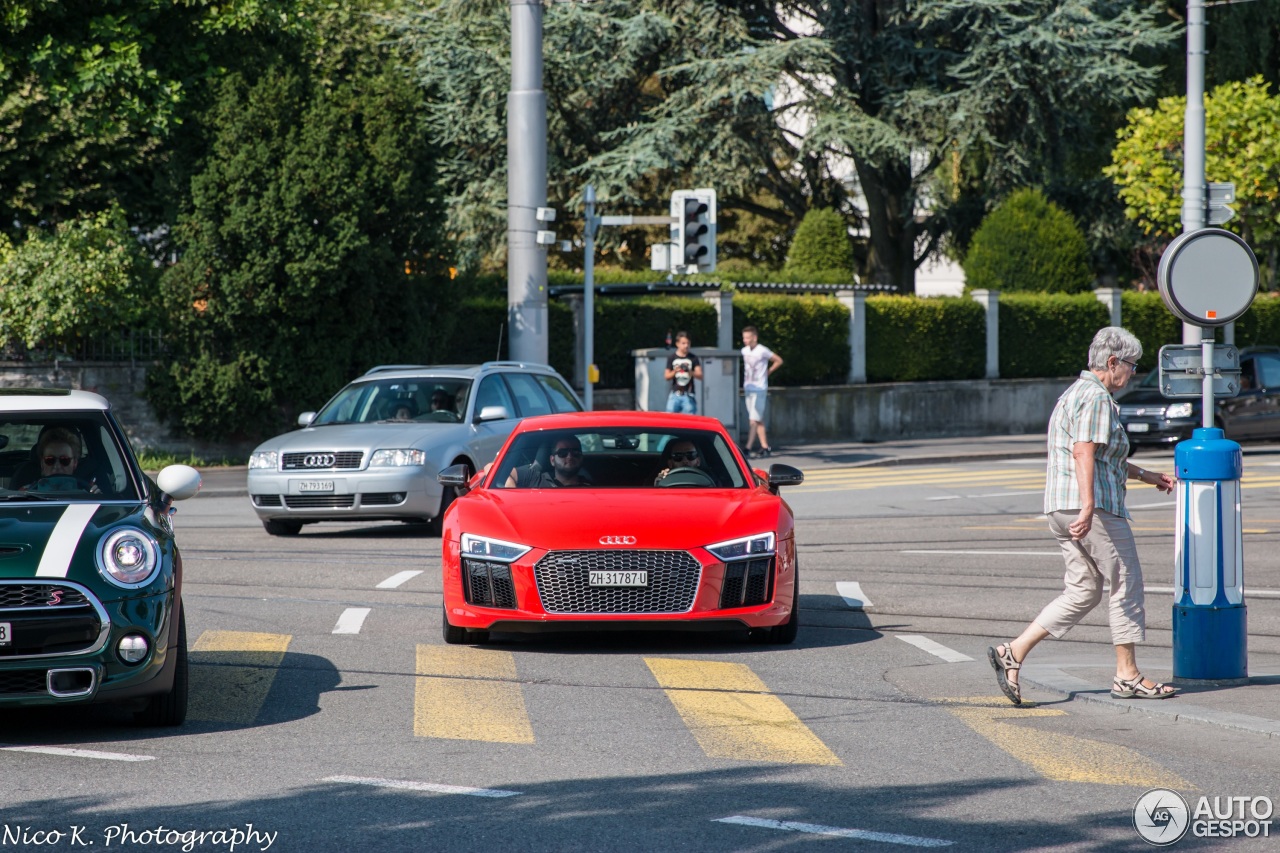 Audi R8 V10 Plus 2015