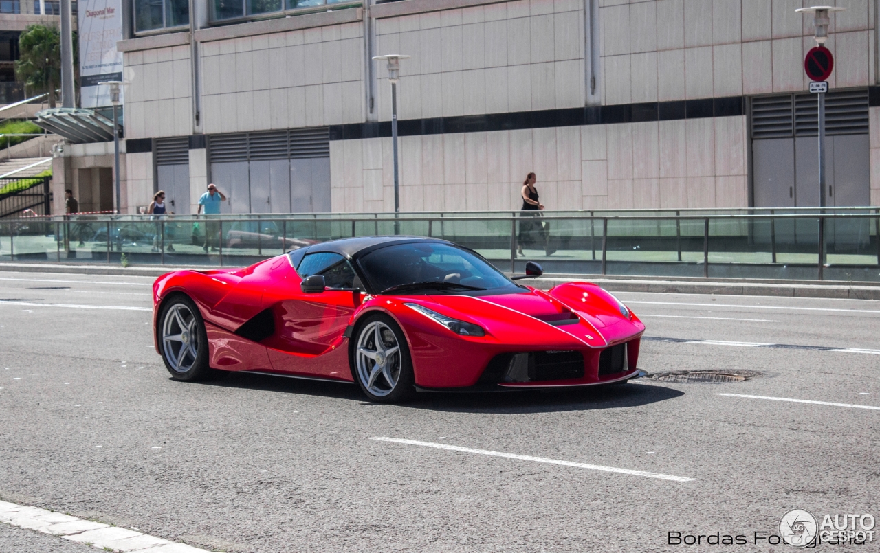 Ferrari LaFerrari Aperta