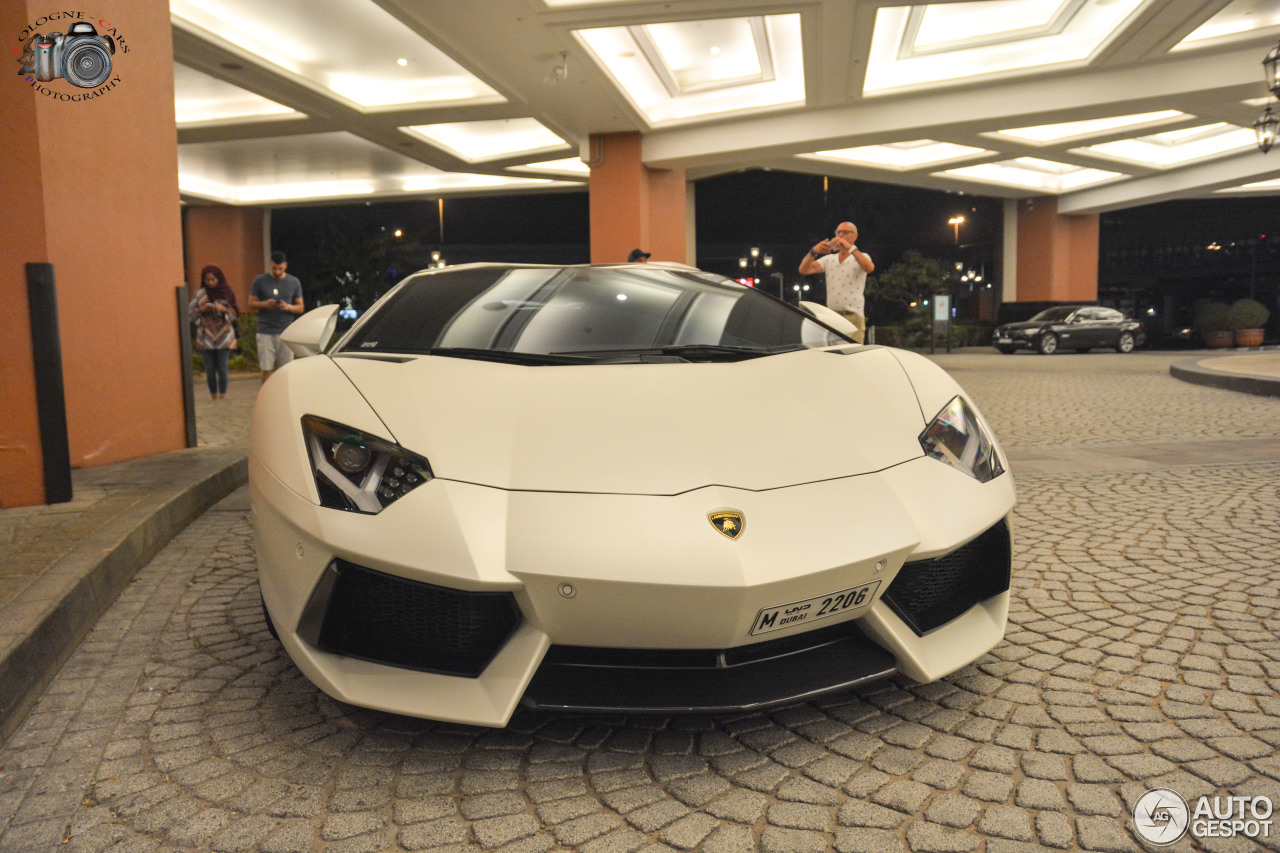 Lamborghini Aventador LP700-4 Roadster