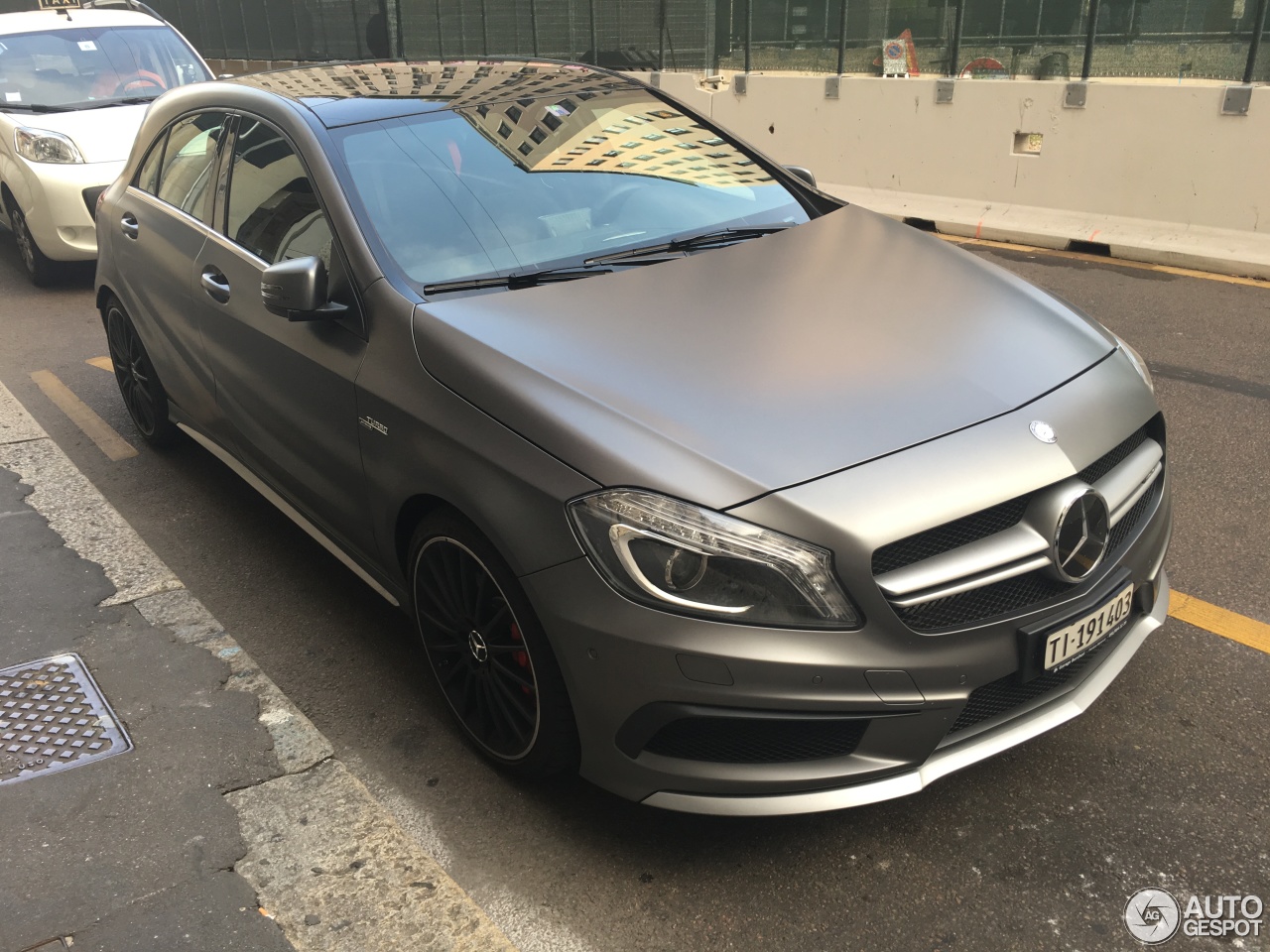 Mercedes-Benz A 45 AMG