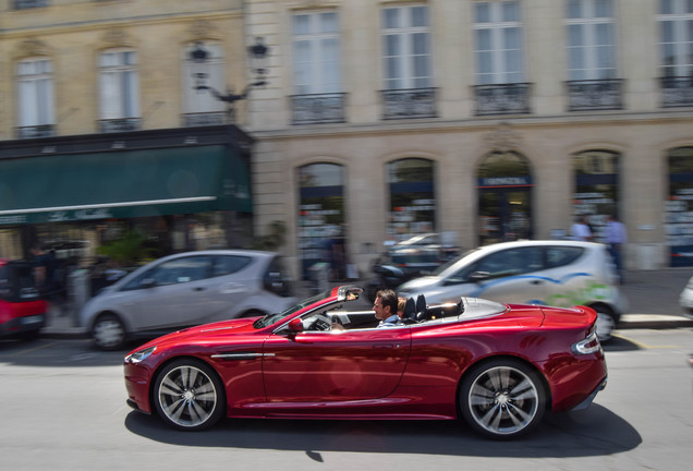 Aston Martin DBS Volante