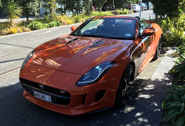 Jaguar F-TYPE S Convertible