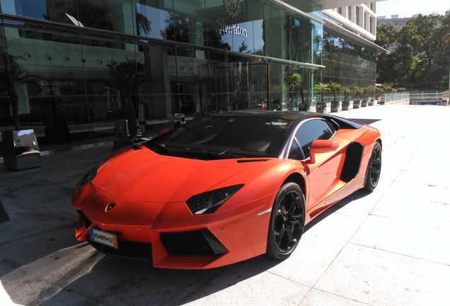 Lamborghini Aventador LP700-4