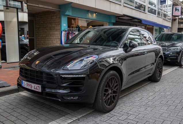 Porsche 95B Macan GTS