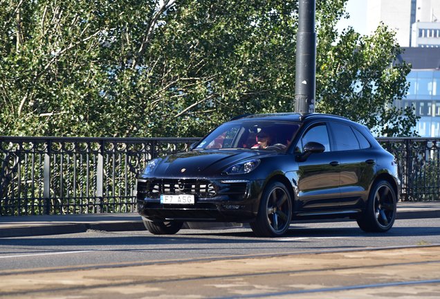 Porsche 95B Macan Turbo