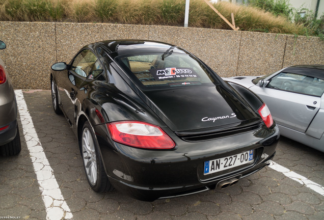 Porsche 987 Cayman S