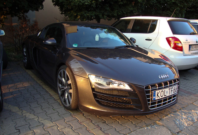 Audi R8 V10