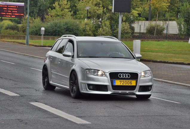 Audi RS4 Avant B7