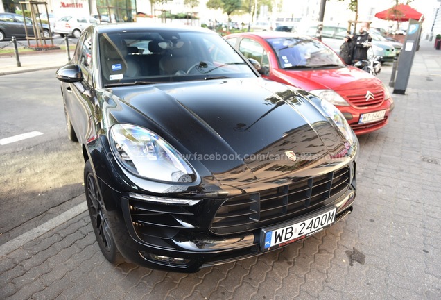 Porsche 95B Macan GTS