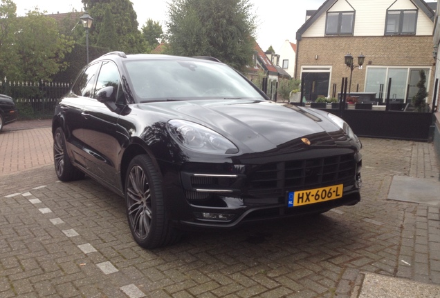 Porsche 95B Macan Turbo