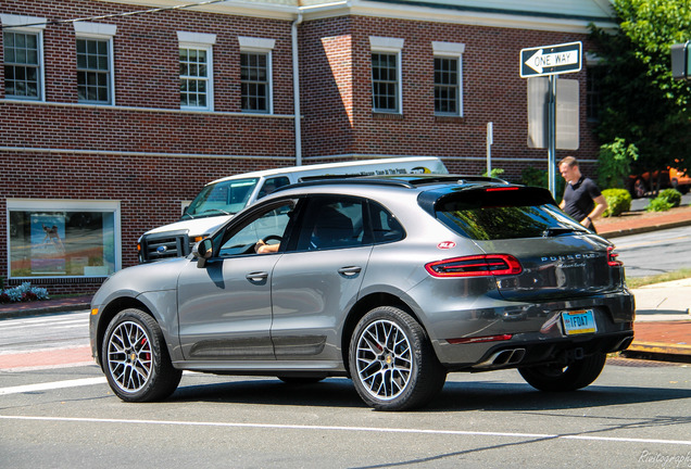 Porsche 95B Macan Turbo