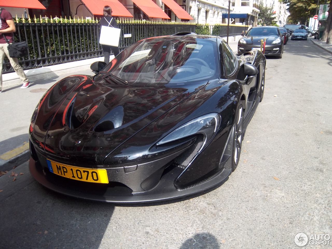 McLaren P1