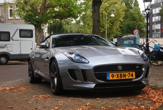 Jaguar F-TYPE S Convertible