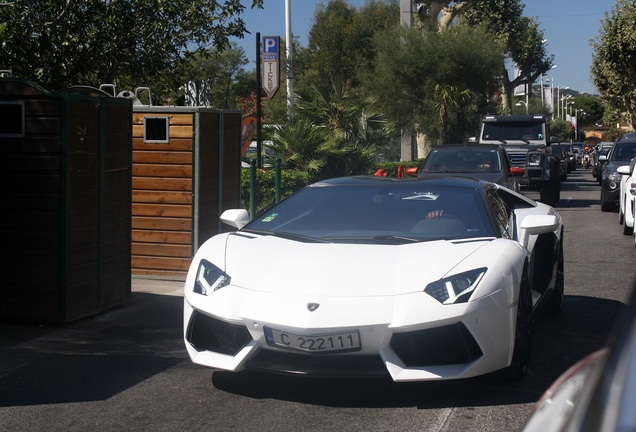 Lamborghini Aventador LP700-4 Roadster