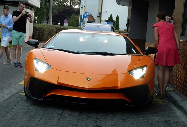 Lamborghini Aventador LP750-4 SuperVeloce