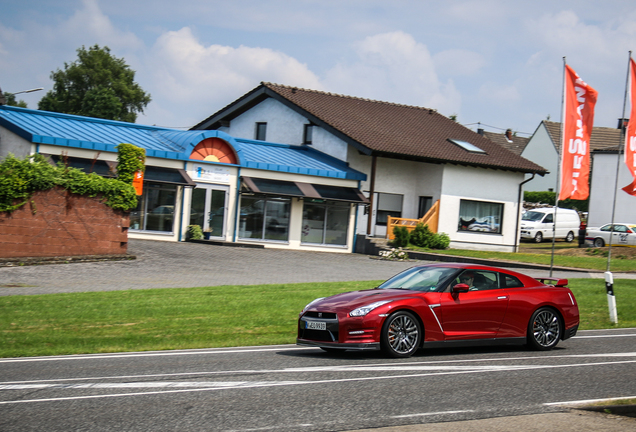 Nissan GT-R 2014