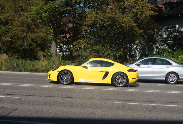 Porsche 718 Cayman S