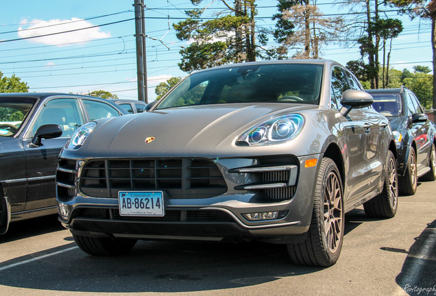 Porsche 95B Macan Turbo