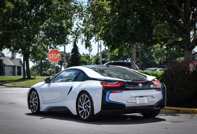 BMW i8