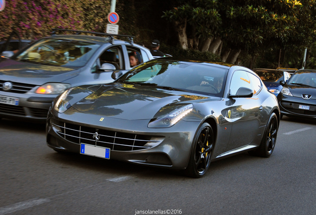 Ferrari FF