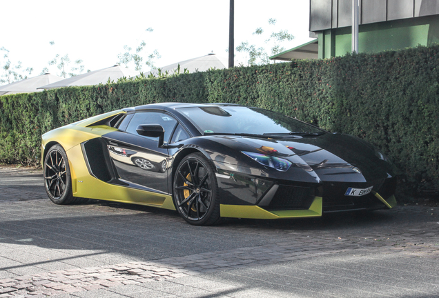 Lamborghini Aventador LP700-4 Roadster