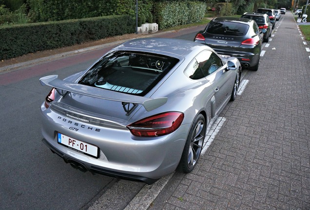 Porsche 981 Cayman GT4