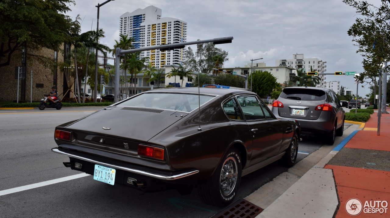 Aston Martin DBS V8 1969 - 1972