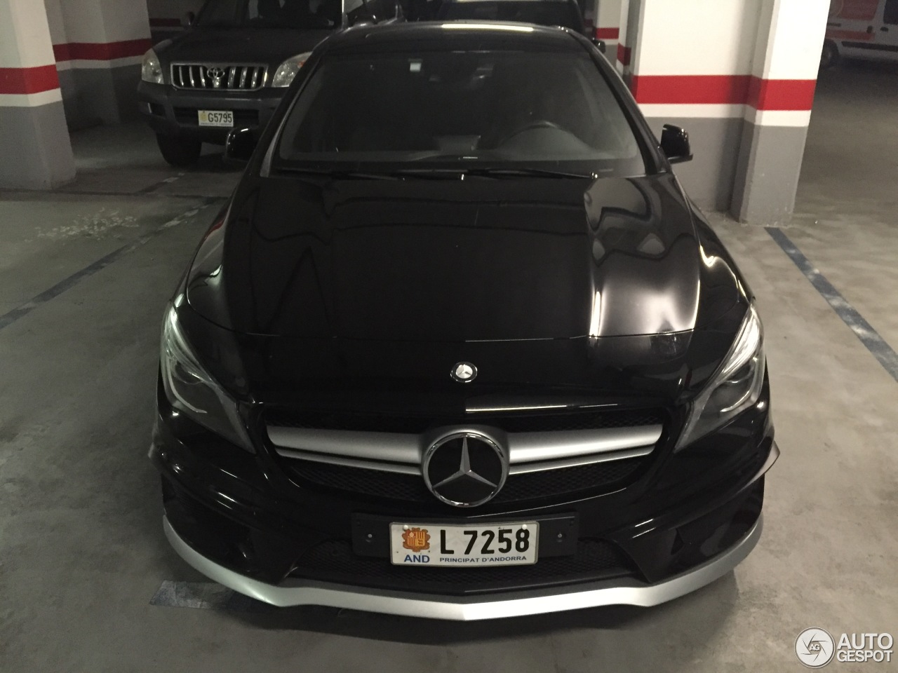 Mercedes-Benz CLA 45 AMG C117