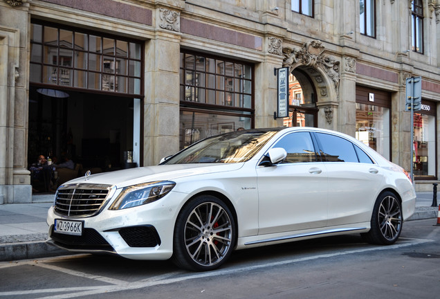 Mercedes-Benz S 63 AMG V222