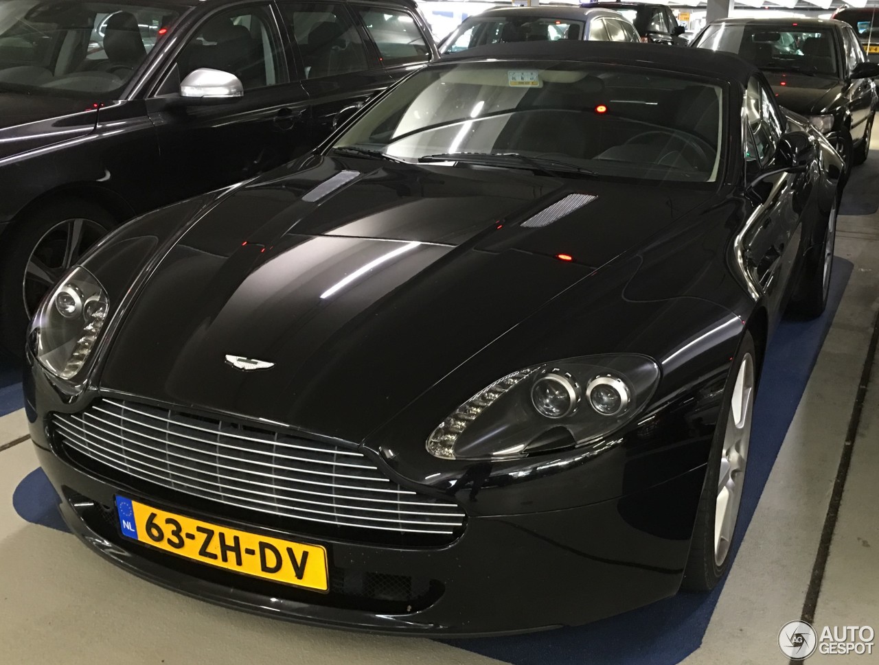 Aston Martin V8 Vantage Roadster