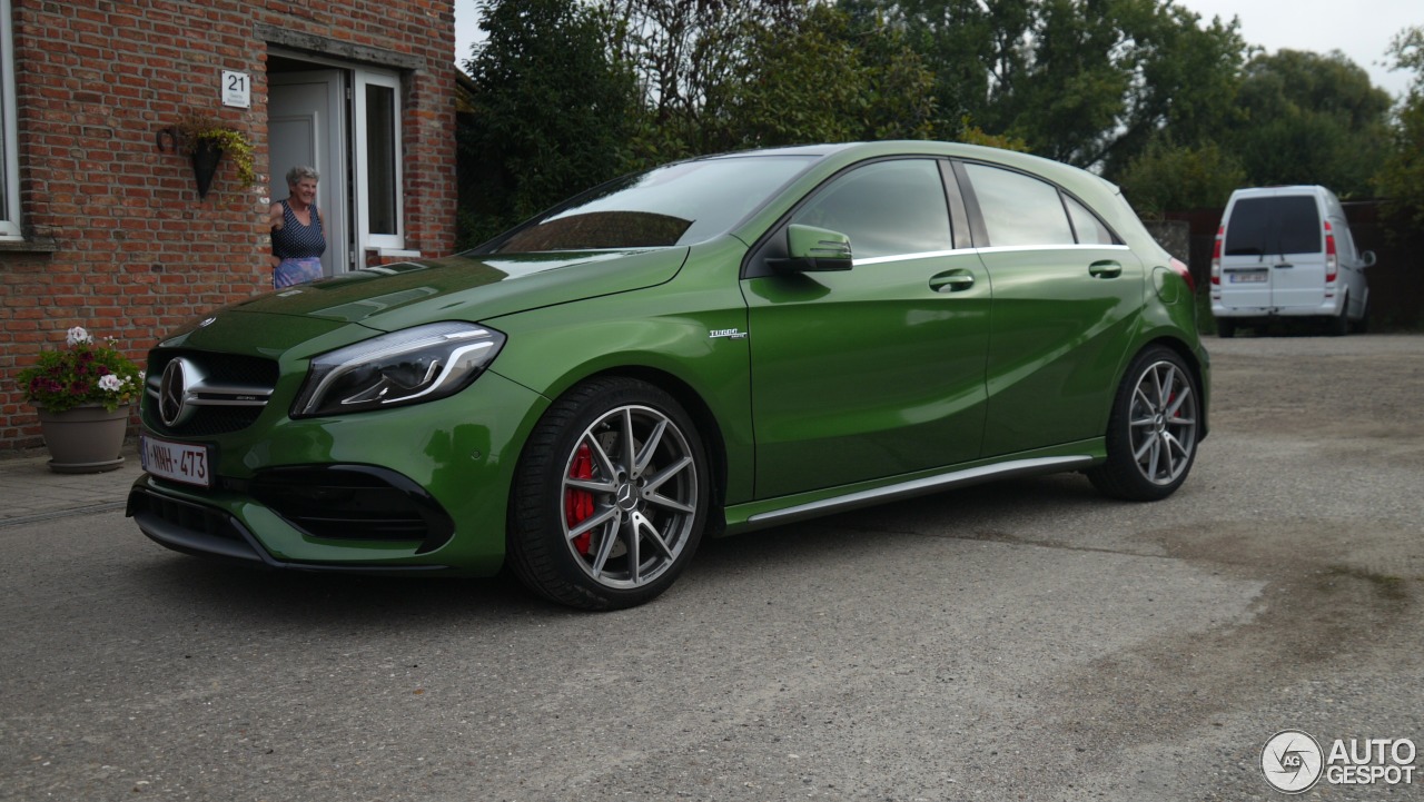 Mercedes-AMG A 45 W176 2015