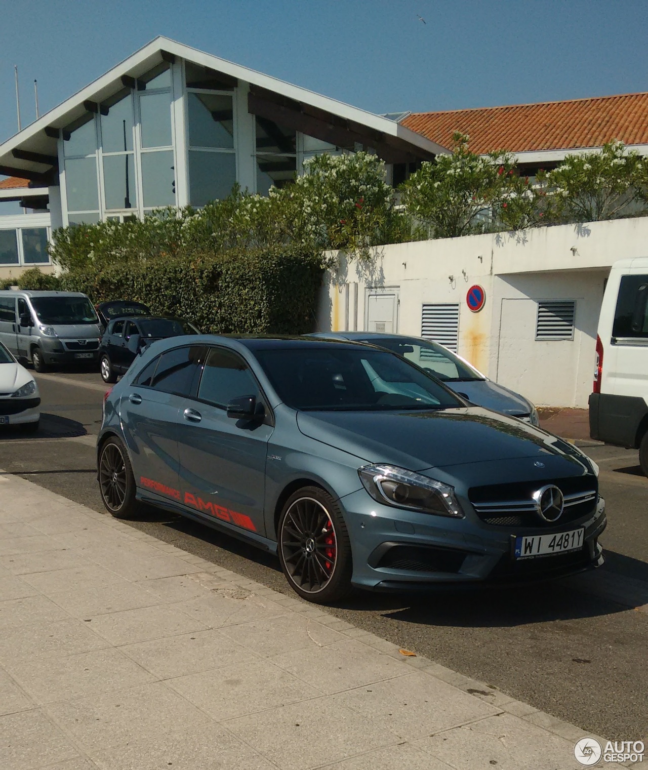 Mercedes-Benz A 45 AMG