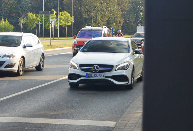 Mercedes-AMG CLA 45 Shooting Brake X117 2017