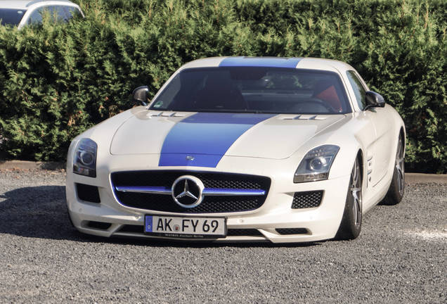 Mercedes-Benz SLS AMG