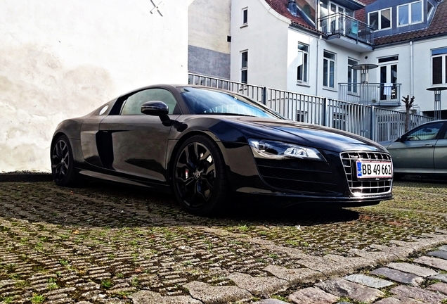 Audi R8 V10