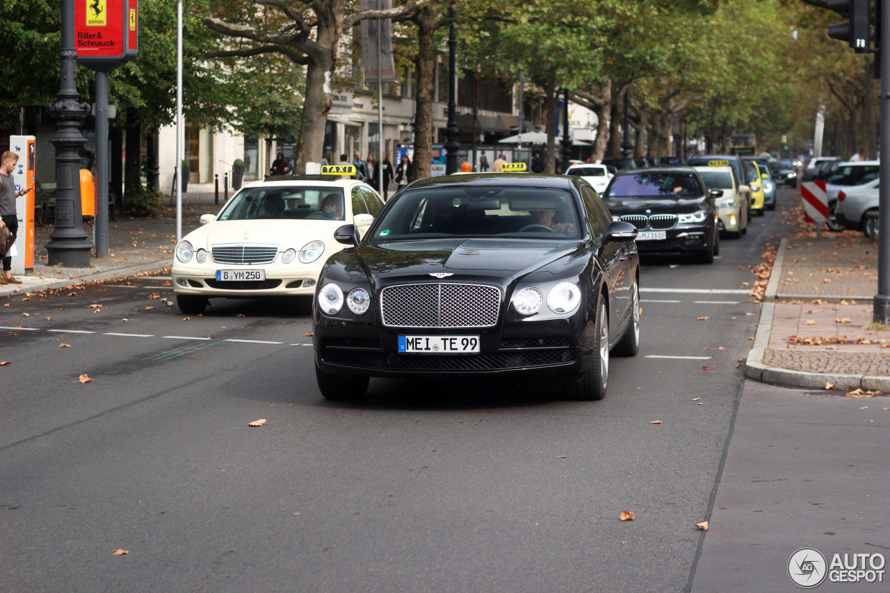 Bentley Flying Spur V8