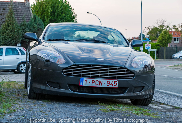 Aston Martin DB9