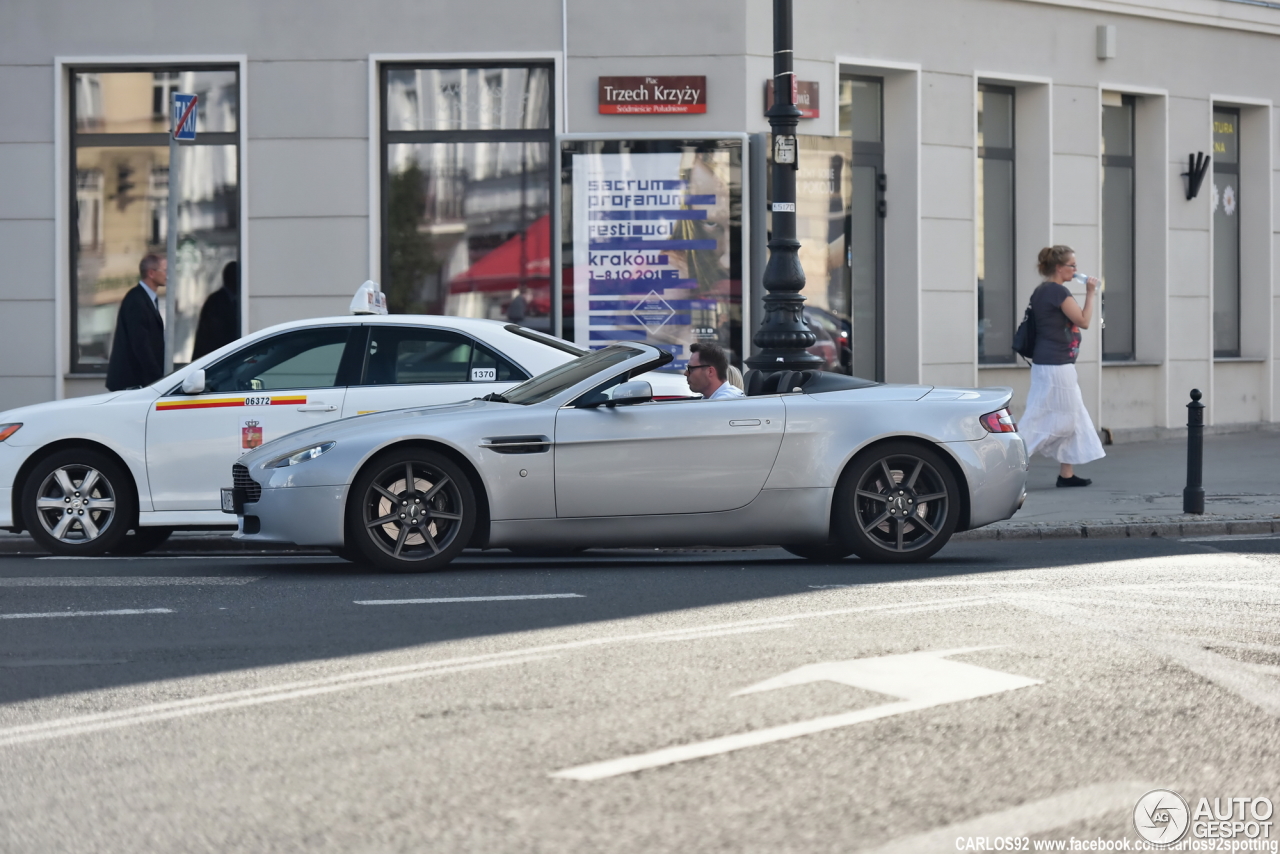 Aston Martin V8 Vantage Roadster